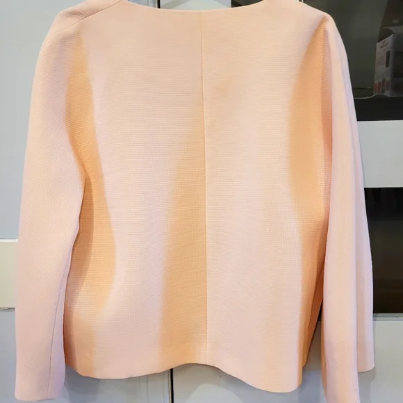 blazer - Picture 4 of 6